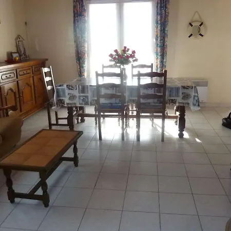 Maison Calme A Saint-pierre-d'oleron, Proche Et Commerces, 4 Couchages - Fr-1-246a-149 * Сен-Пьер-д'Олерон