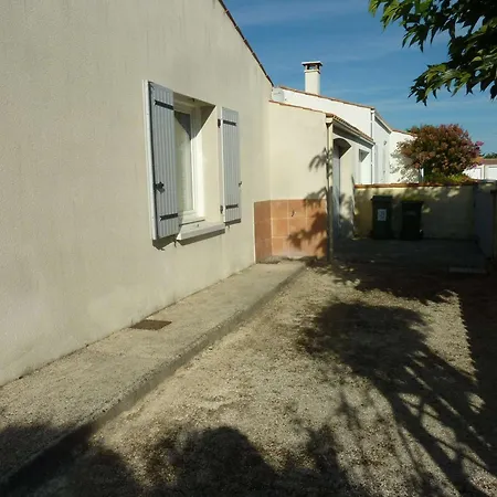 Maison Calme A Saint-pierre-d'oleron, Proche Et Commerces, 4 Couchages - Fr-1-246a-149 Holiday home Saint-Pierre-d'Oleron